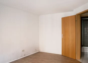 What is Dampness in Walls? How to Avoid Dampness in India